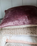 The Powder Parlour Velvet Pillow Cover pink, 50x50cm